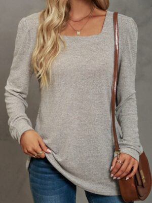 Classic Comfort Fit Sweatshirt with Timeless Solid Color Design